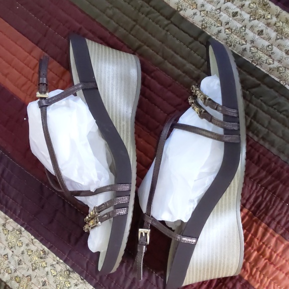 GEOX*Respira delicate rhinestone detail strappy wedge sandal size 40 side buckle - Picture 5 of 14